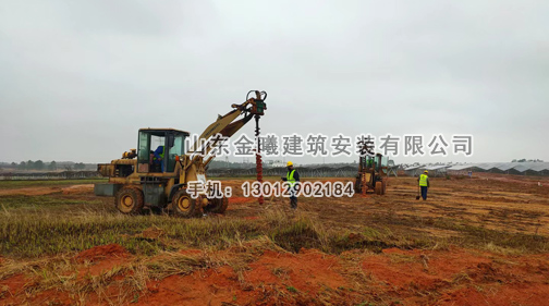 3輪式旋挖鉆施工